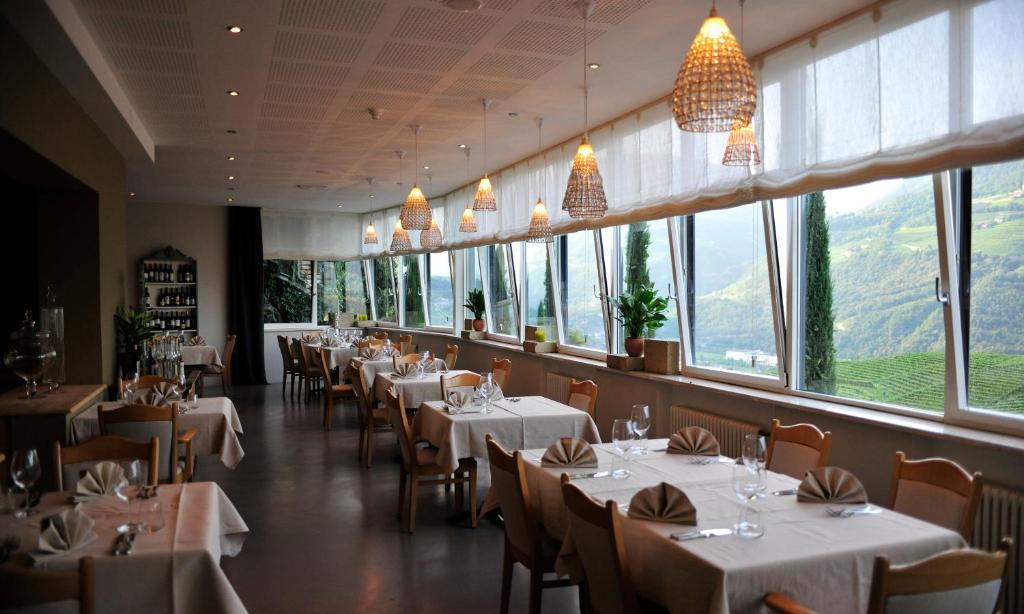 Hotel Eberle Bolzano Bagian luar foto