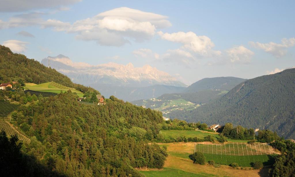 Hotel Eberle Bolzano Bagian luar foto