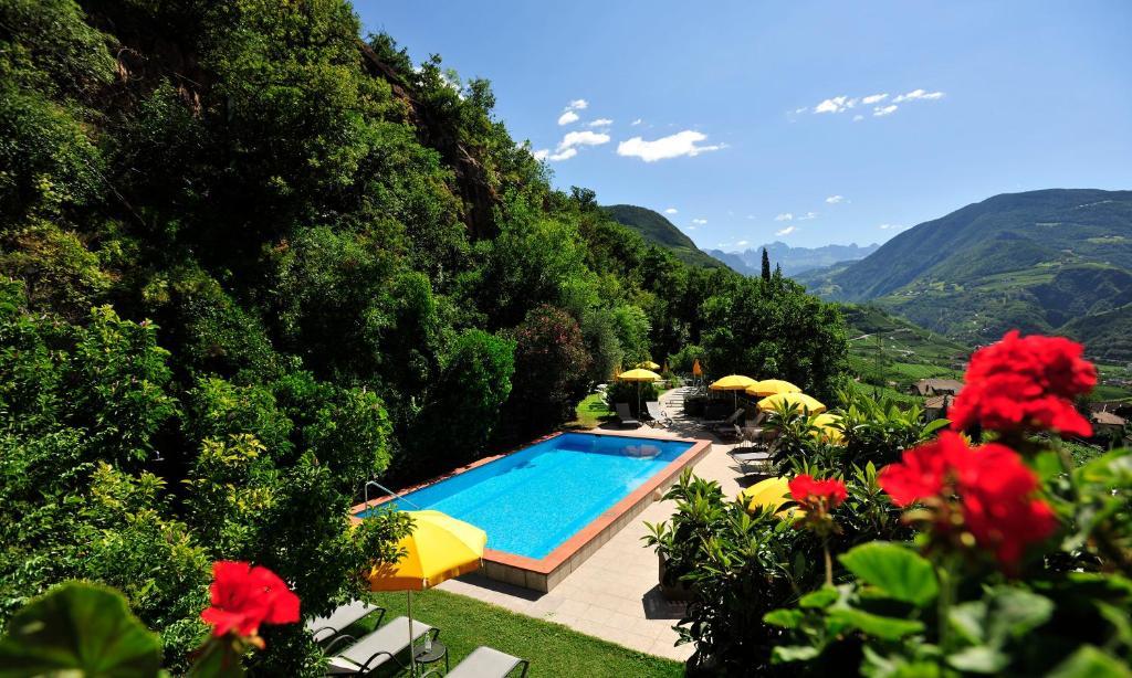 Hotel Eberle Bolzano Bagian luar foto