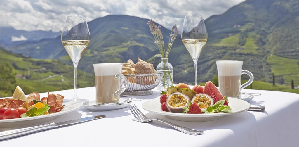 Hotel Eberle Bolzano Bagian luar foto