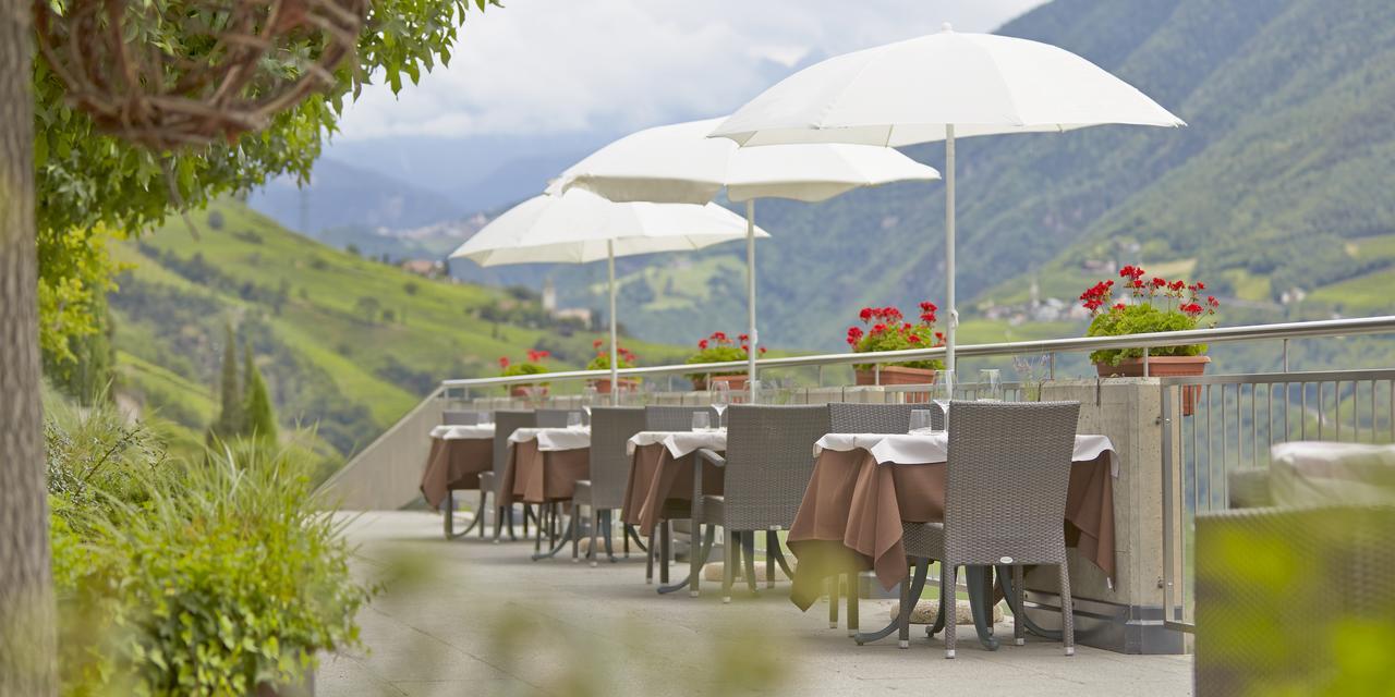 Hotel Eberle Bolzano Bagian luar foto