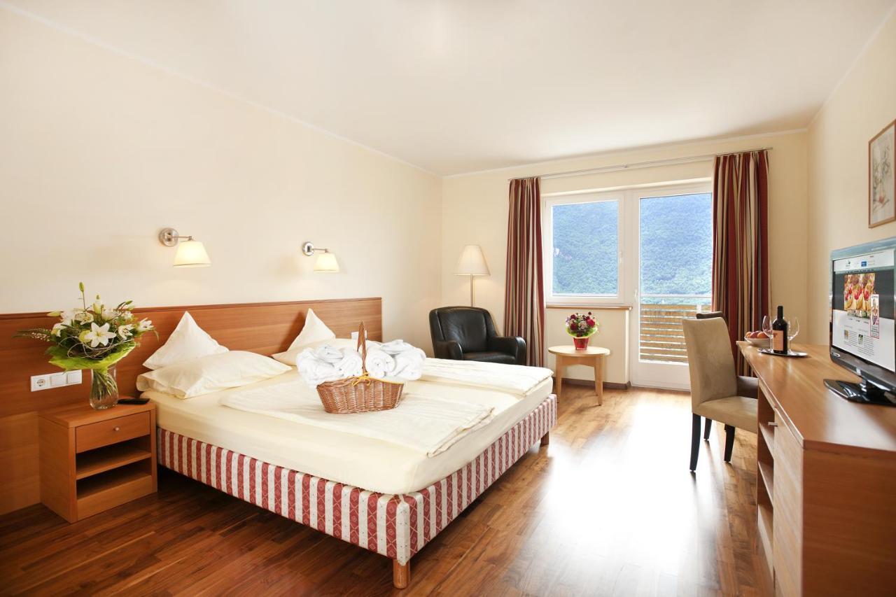Hotel Eberle Bolzano Ruang foto