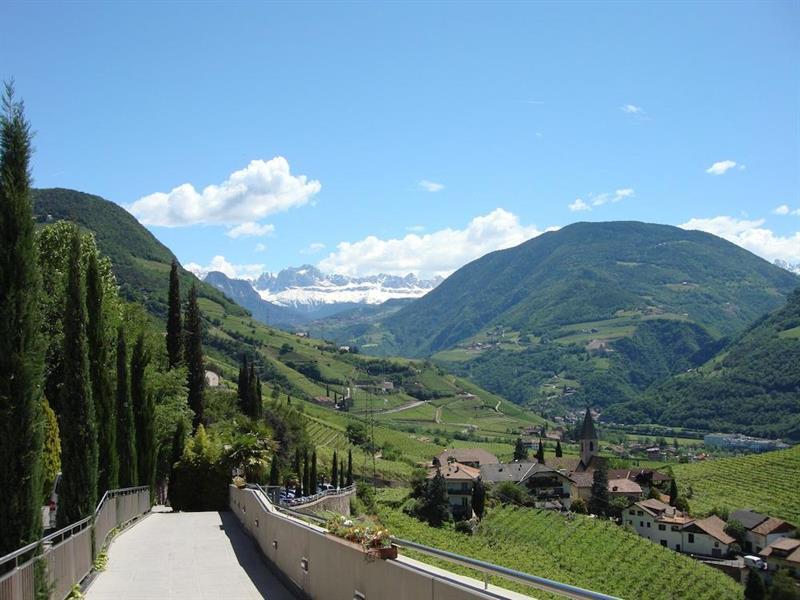Hotel Eberle Bolzano Bagian luar foto